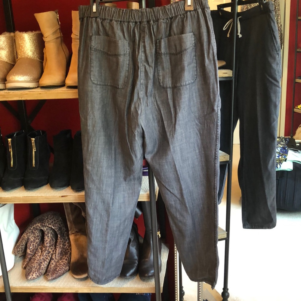 Pants - Picture 2 of 4